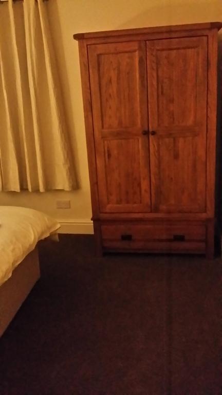 Roosecote Guest House Барроу-ин-Фернесс Экстерьер фото